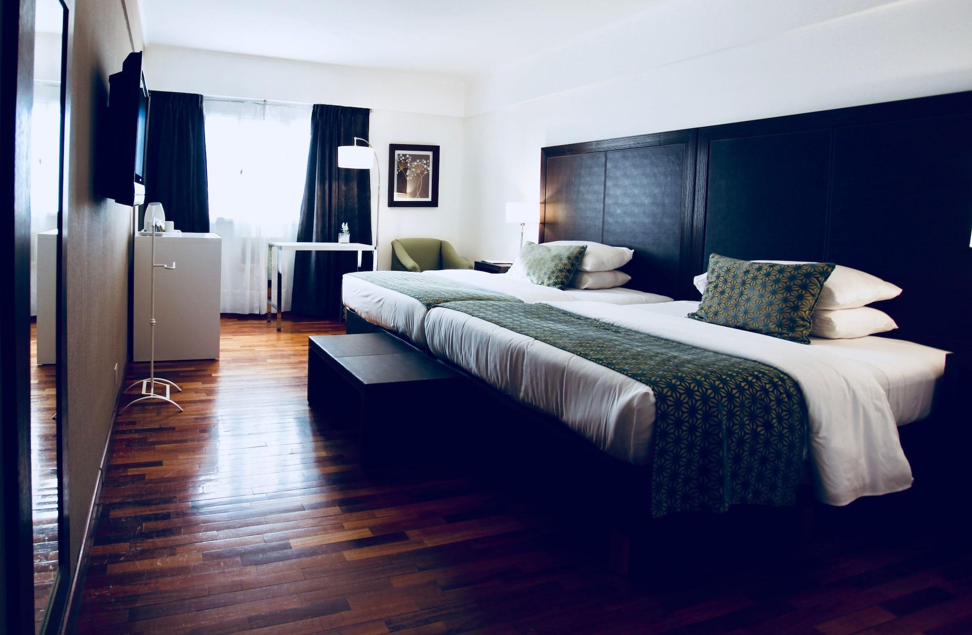 Hotel Tolosa Пуэрто-Мадрин Экстерьер фото